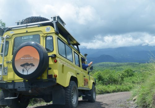 gallery 6 Our Safari Hire Vehicles